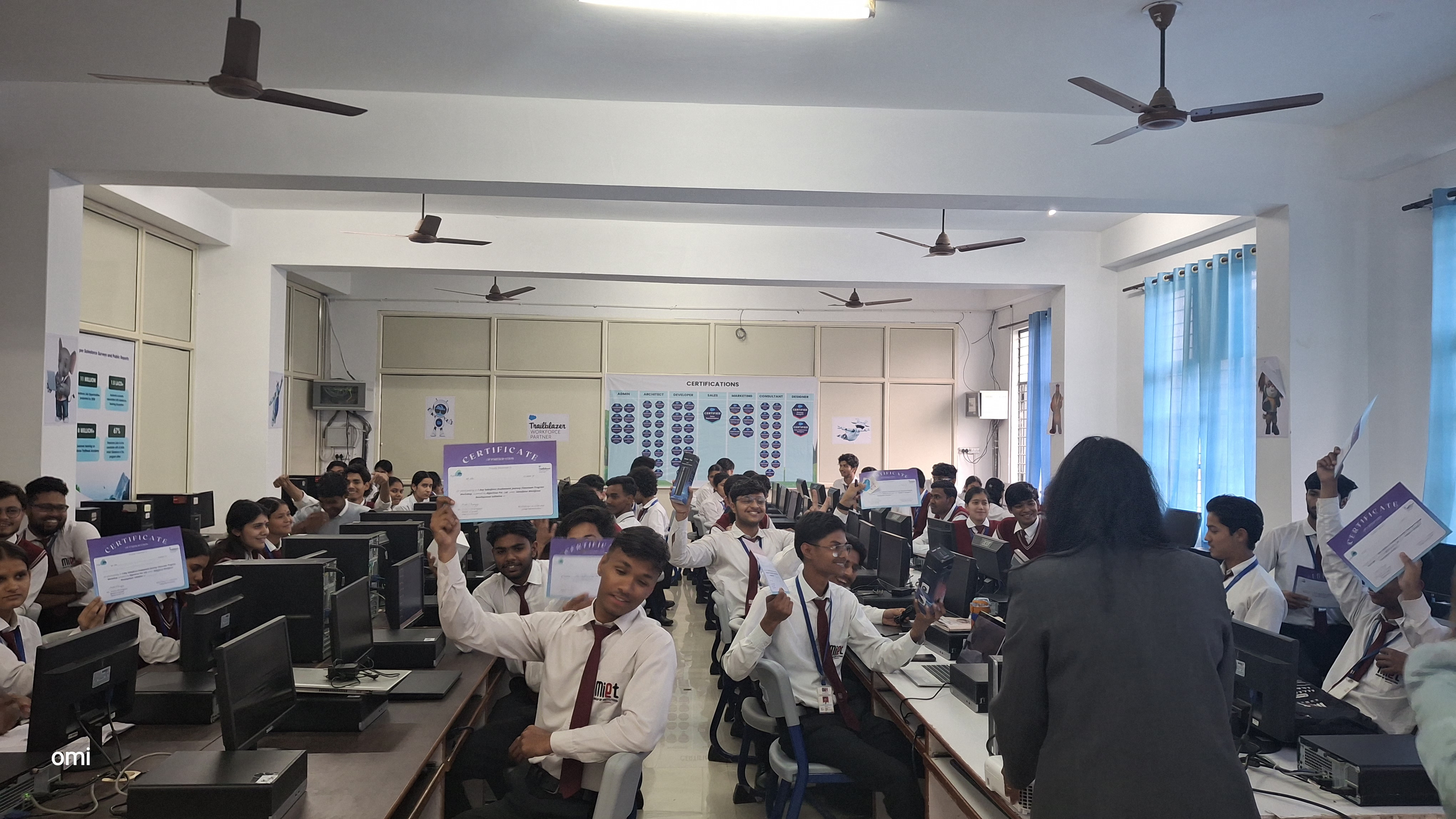 MoU between MIET Kumaon and AlgoCirrus